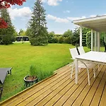 Semesterbostad 6 Person In Idestrup-by Traum